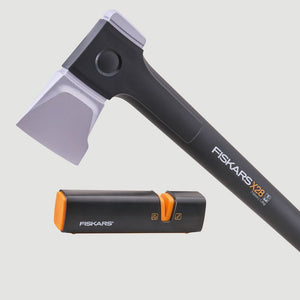 Fiskars Splitting Axe and Sharpener | XMS26AXE