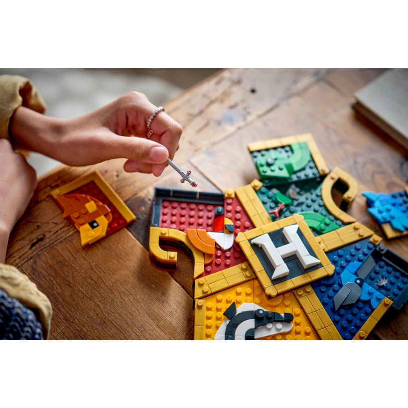 Lego Harry Potter Hogwarts House Crest | 76462