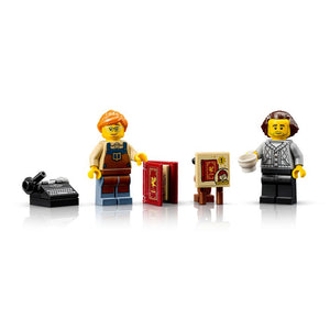 Lego Icons Bookstore: Book Nook | 11379