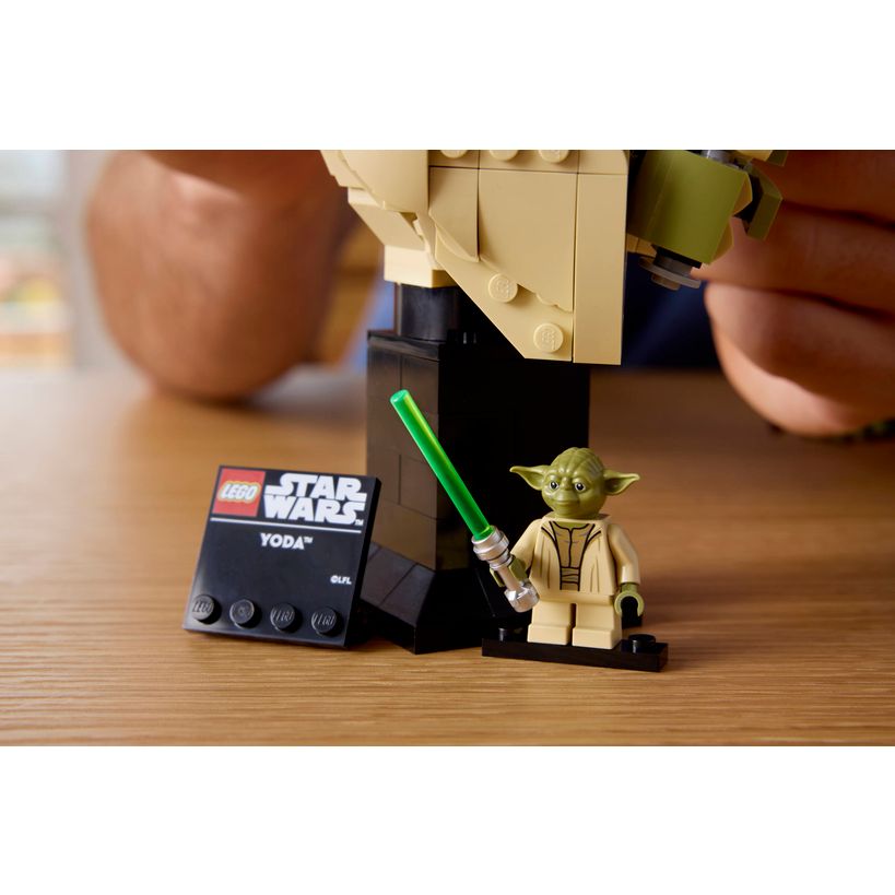 Lego Star Wars Yoda Bust | 75438