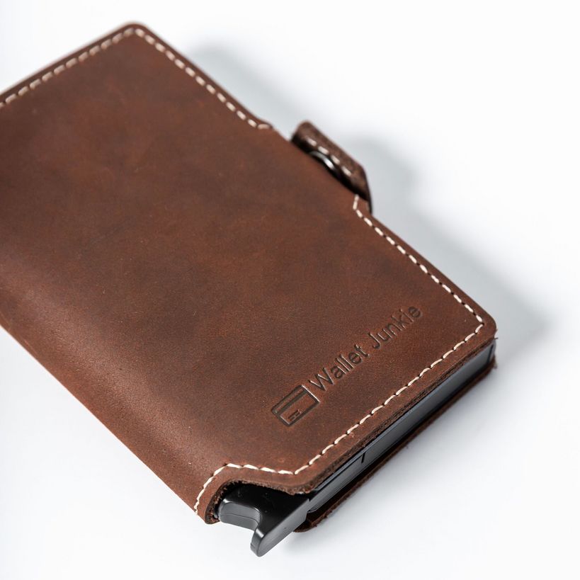 Wallet Junkie Pro Slim for up to 9 Cards - Coffee Brown | WJP-COF