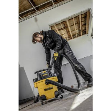 Dewalt Wet and Dry Vac Vacuum with Dust Collector | XMS25WDVAC