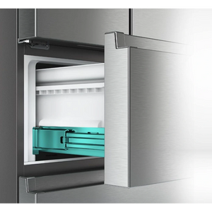 Hisense 70cm Wide French Door American Fridge Freezer - Stainless Steel | RF632N4WIE