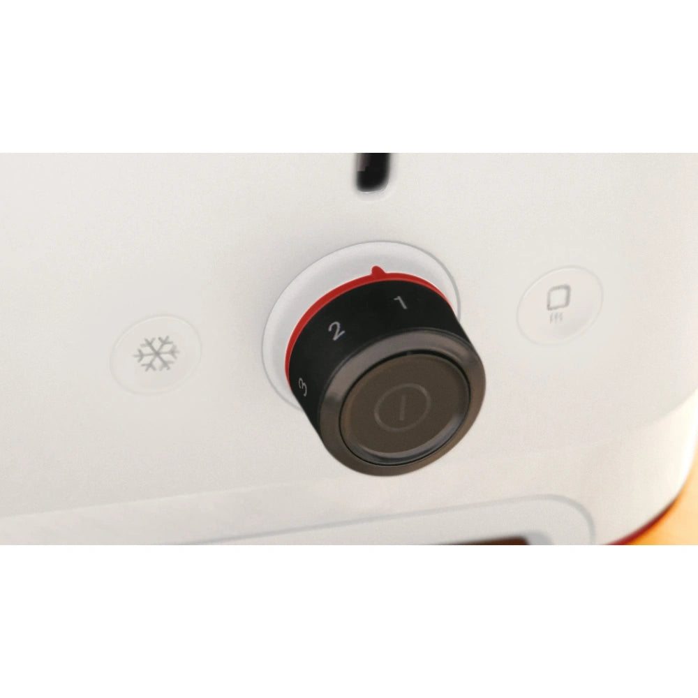 Ex-Display Bosch MyMoment 4 Slice Toaster - White | TAT3M141GB