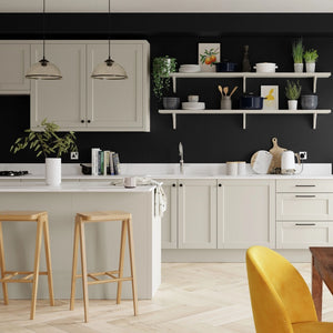 Dulux Aquamax Satinwood Water Based 750ml Wood and Metal Paint - Egyptian Cotton | 5918624