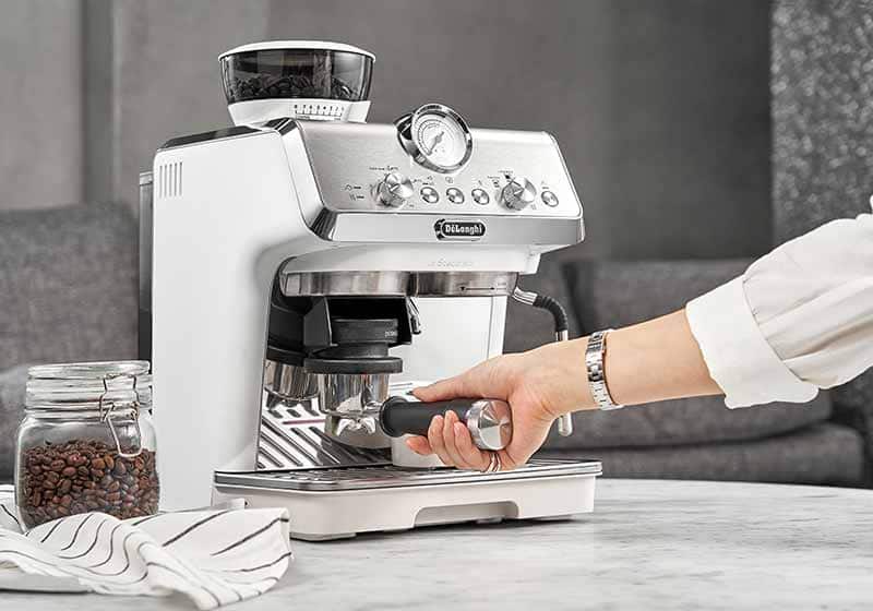 Delonghi La Specialista Arte Bean to Cup Coffee Machine - White
