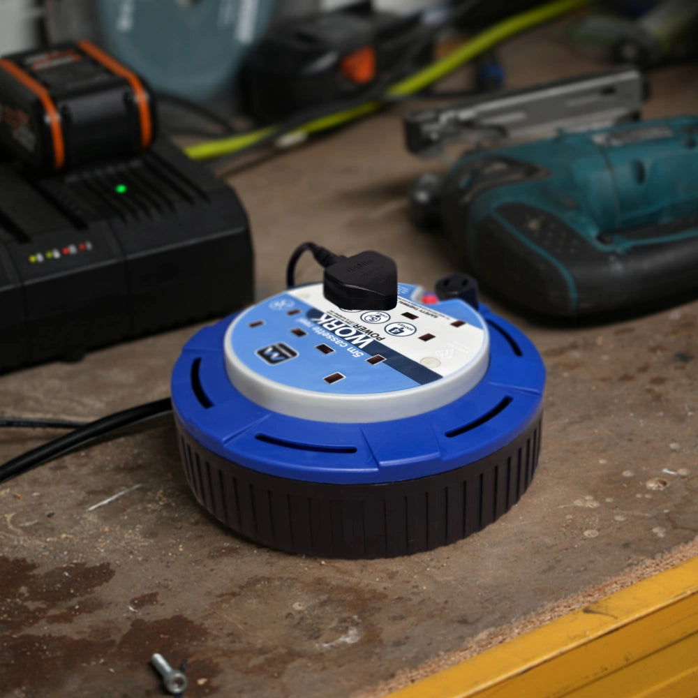 Masterplug 4 Socket 5 Metre Cable Extension Reel 10amp | SCT0510/4BL-MP