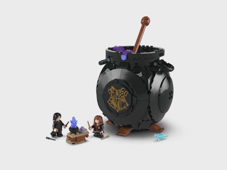 Lego Cauldron: Secret Potions Classroom | 76464