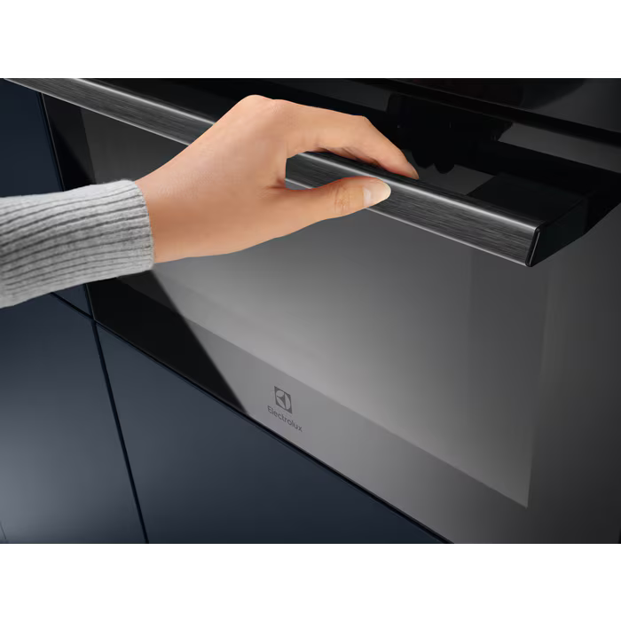 Electrolux Built in Electric Single Oven - Black | EVLDE46K